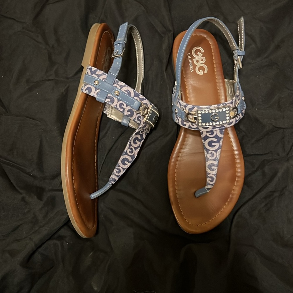 Sandals - Picture 3 of 4
